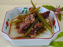 葉ごぼうと牛肉の煮物