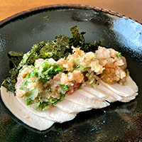 サラダチキンの梅おろし添え