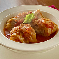 チーズ入りロールキャベツ　トマトスープ煮