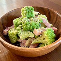 ロマネスコのチーズ温サラダ