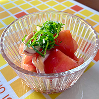 イカと冷やしトマトの酢の物