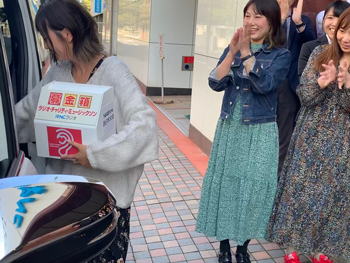募金カーの出発式3
